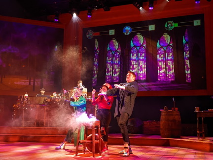 Broadway in Chicago presents The Twenty-Sided Tavern – Mom's Guide to